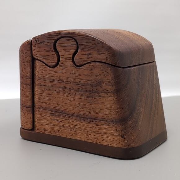 KOA & Myrtle WOOD PUZZLE TRINKET JEWELRY BOX KOA VINTAGE CALIFORNIA - Picture 2 of 3